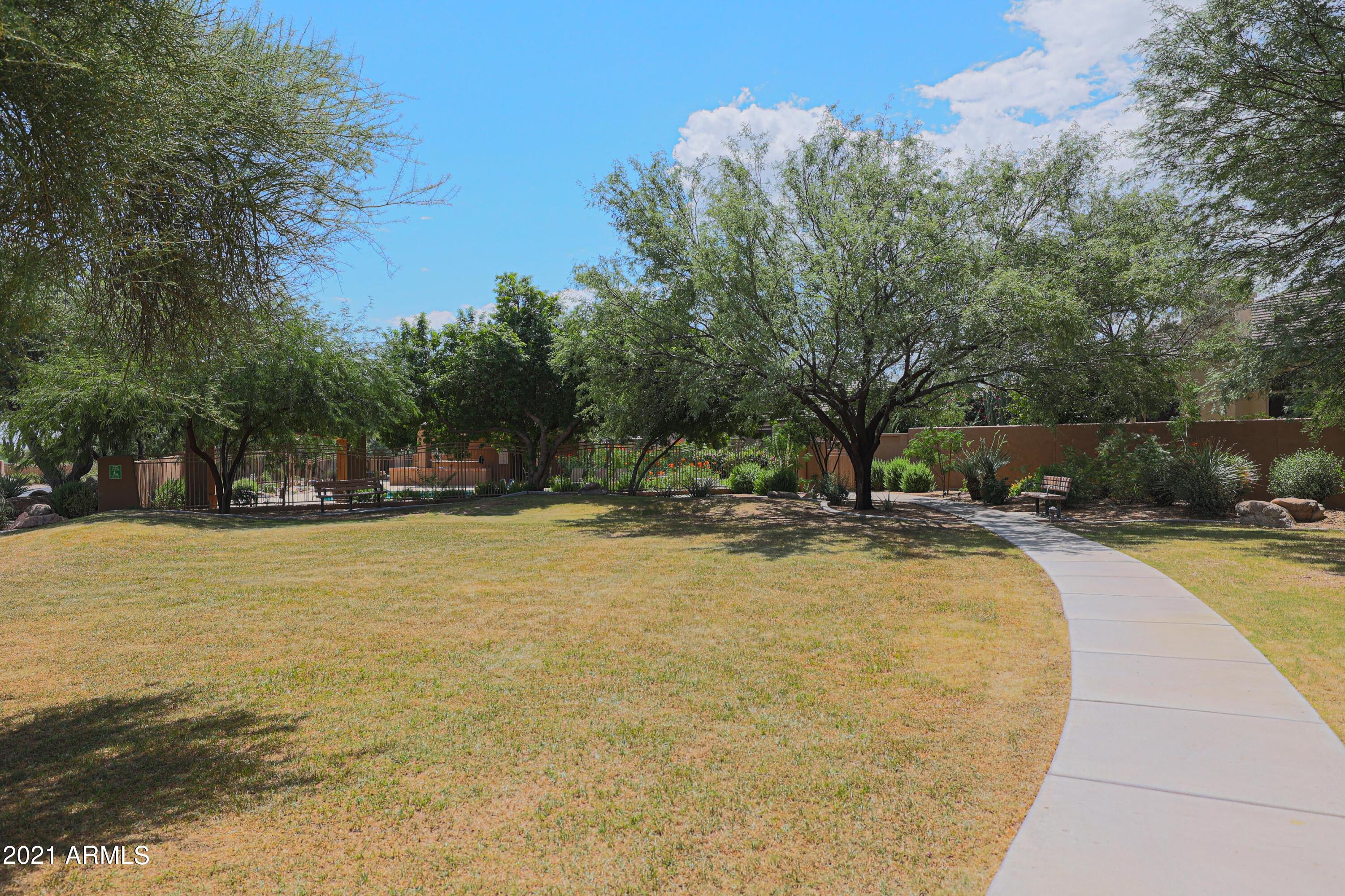 8261 E TAILSPIN Lane