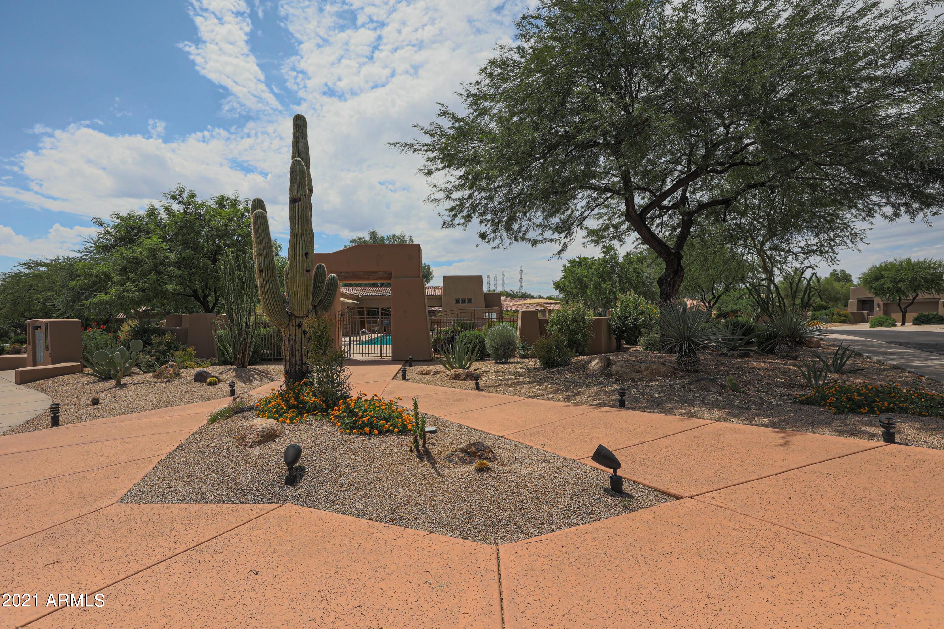 8261 E TAILSPIN Lane
