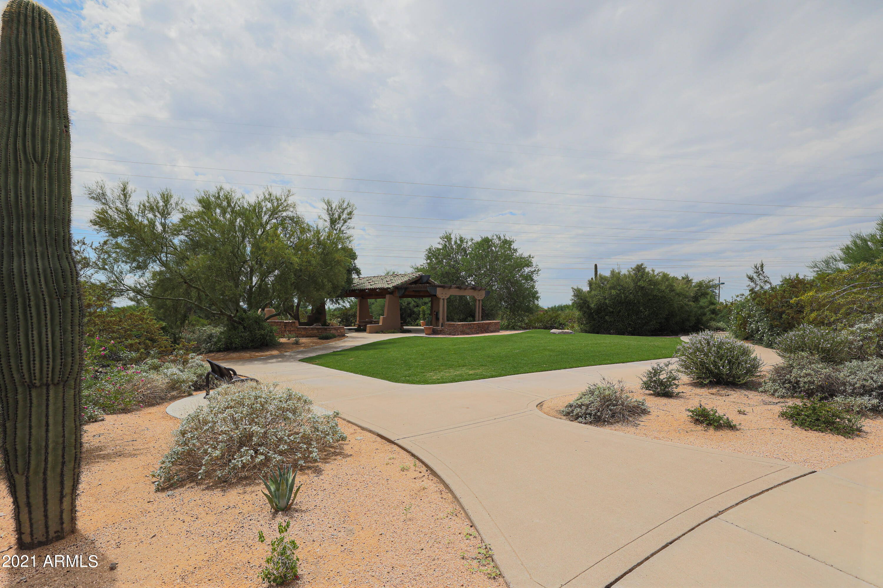 8261 E TAILSPIN Lane