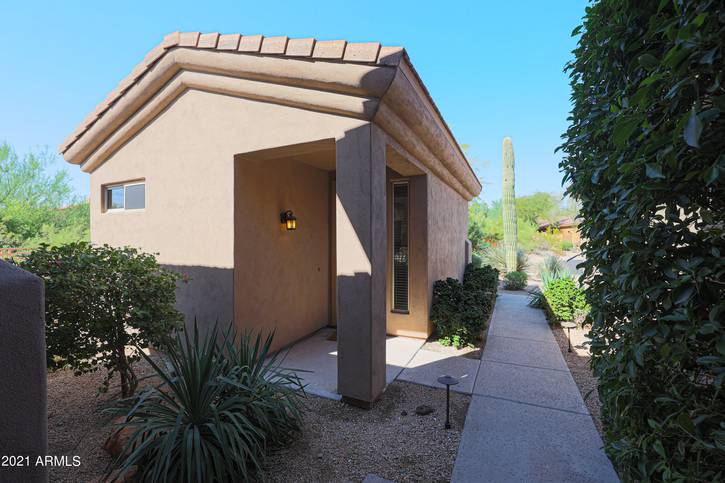 8261 E TAILSPIN Lane