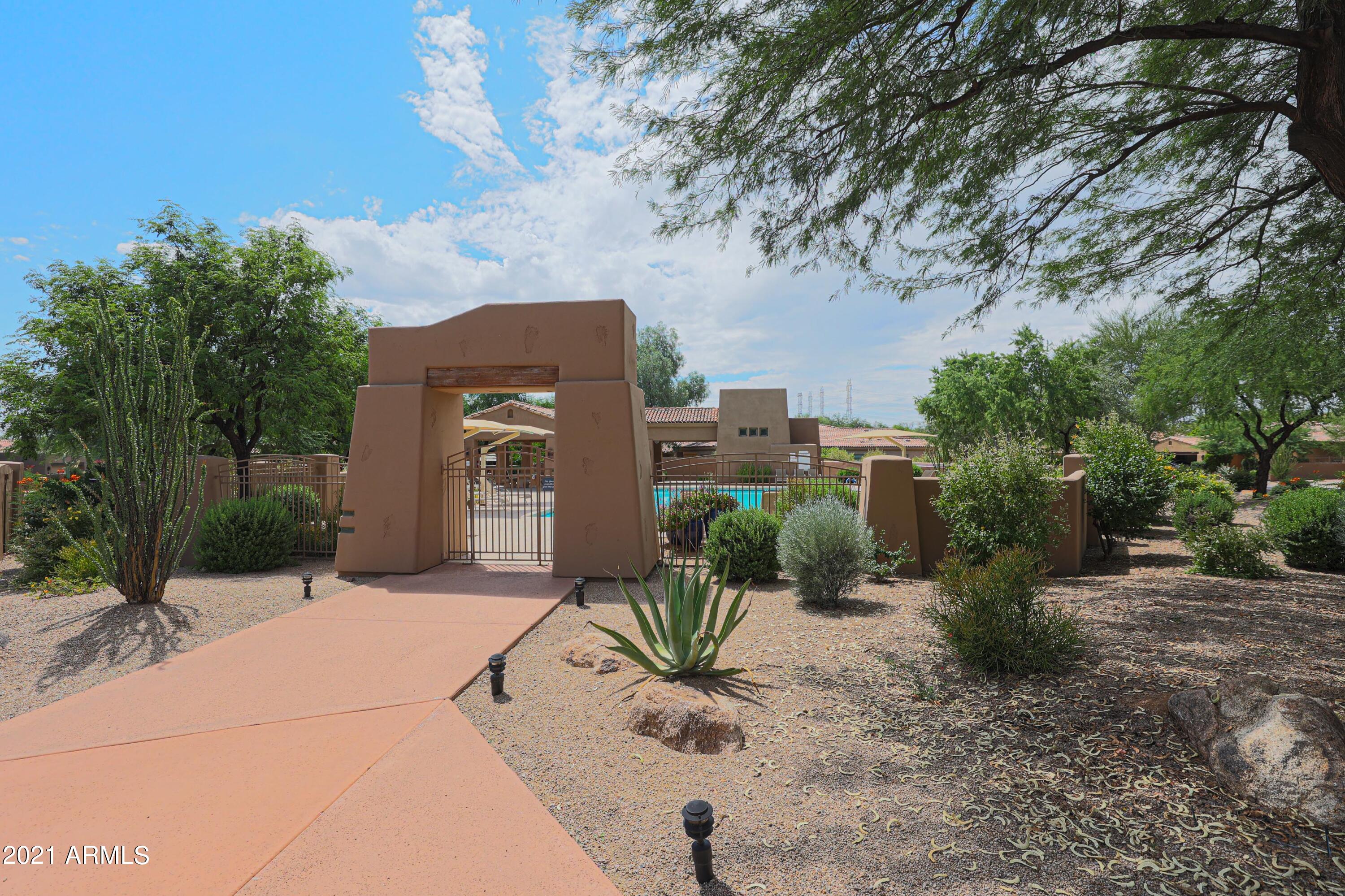 8261 E TAILSPIN Lane