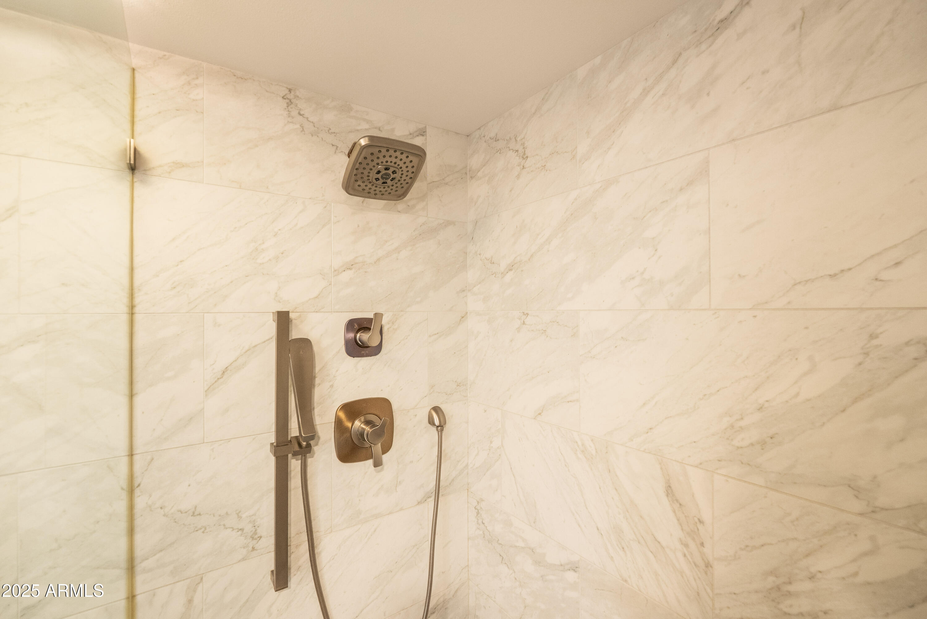 2323 N CENTRAL Avenue, 1502