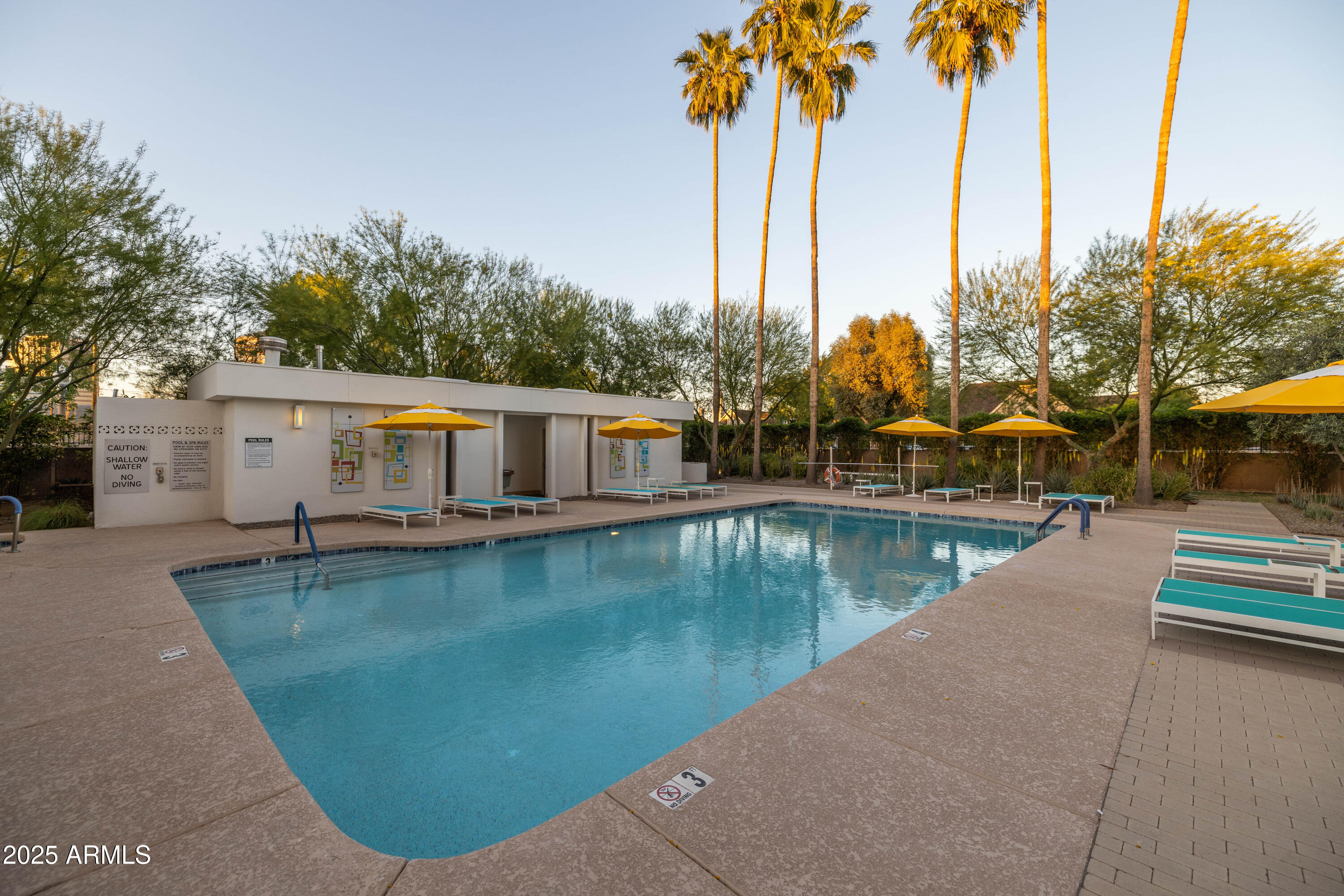 2323 N CENTRAL Avenue, 1502