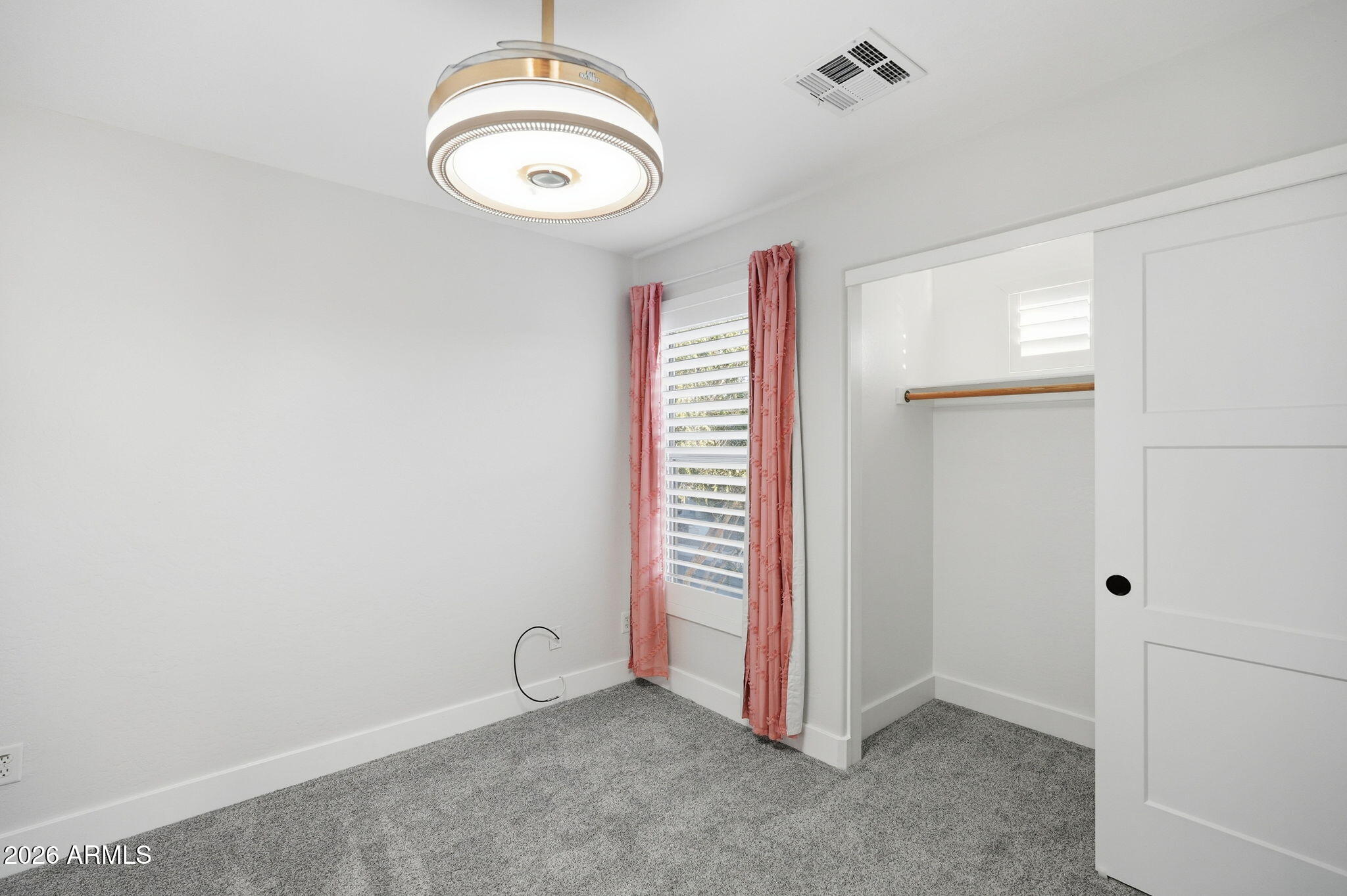 9918 E ESCONDIDO Avenue