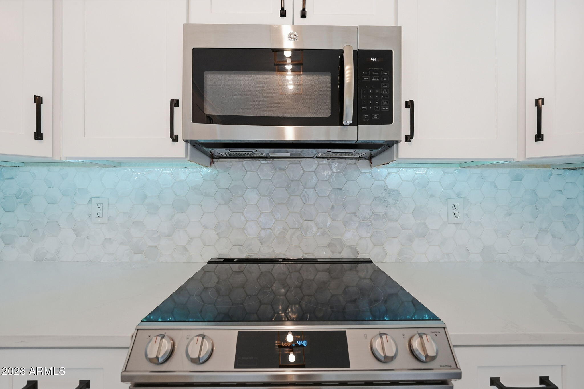 9918 E ESCONDIDO Avenue