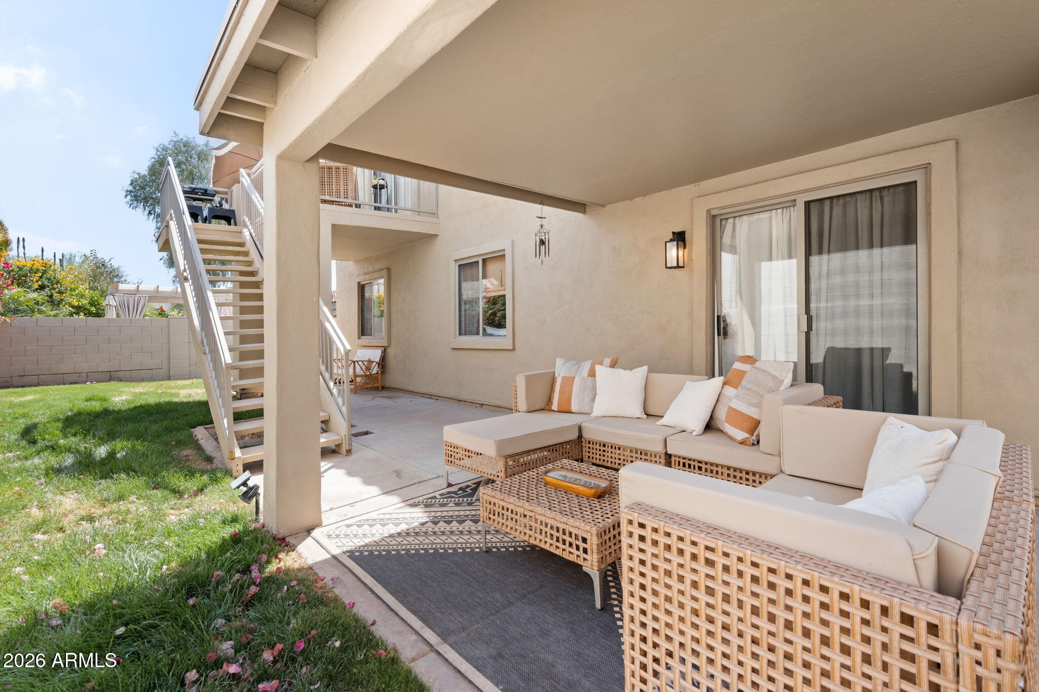 10212 E BETONY Drive