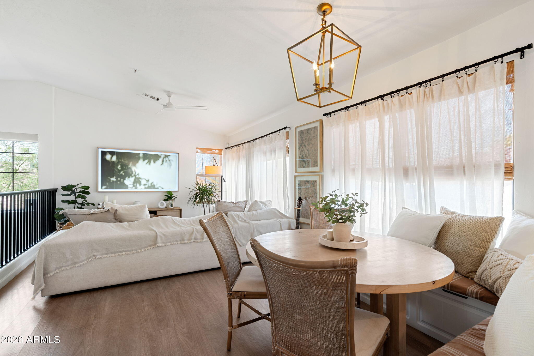 10212 E BETONY Drive