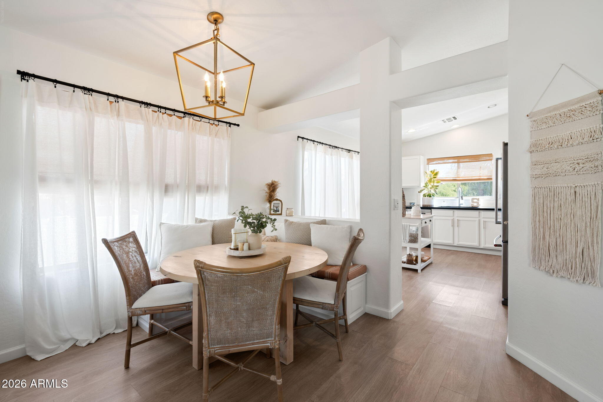 10212 E BETONY Drive