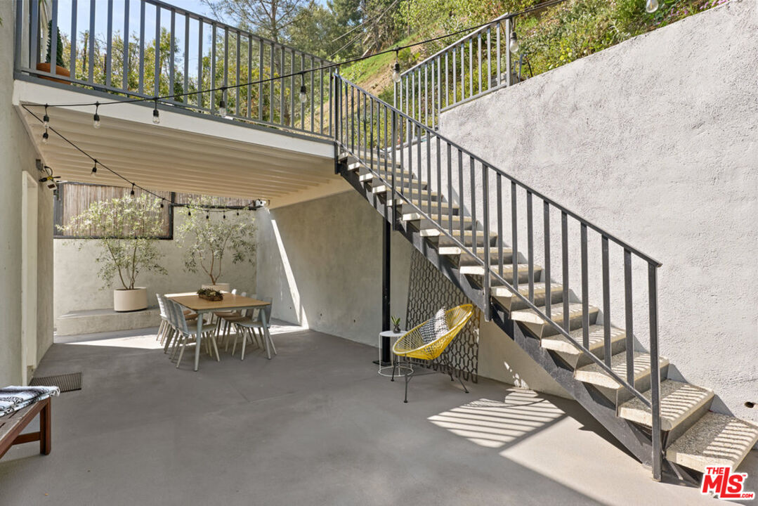 2251 Lyric Ave