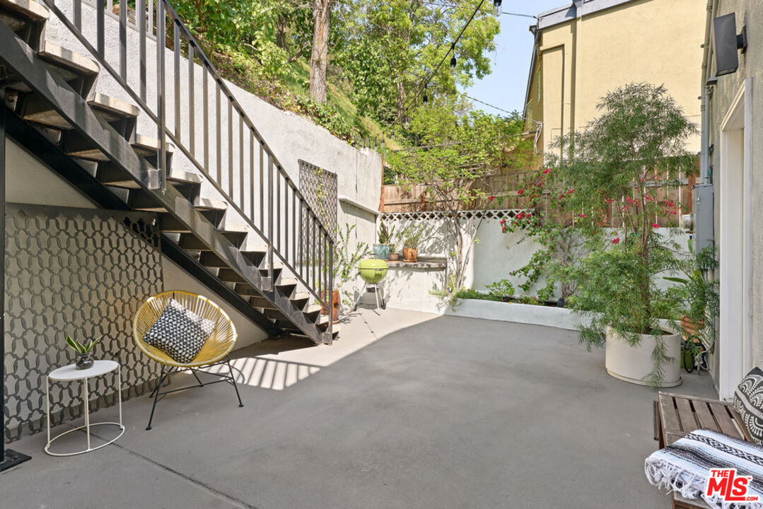 2251 Lyric Ave