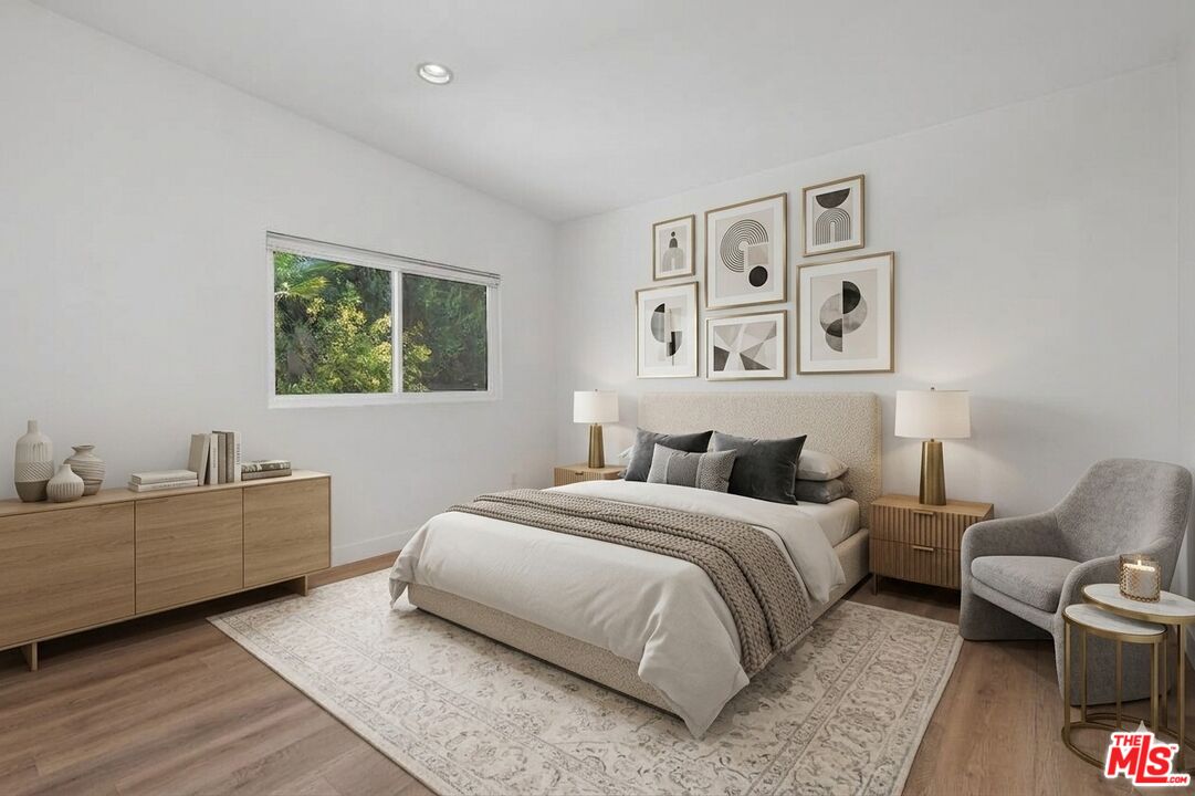 3023 BERKELEY AVE Unit: 8