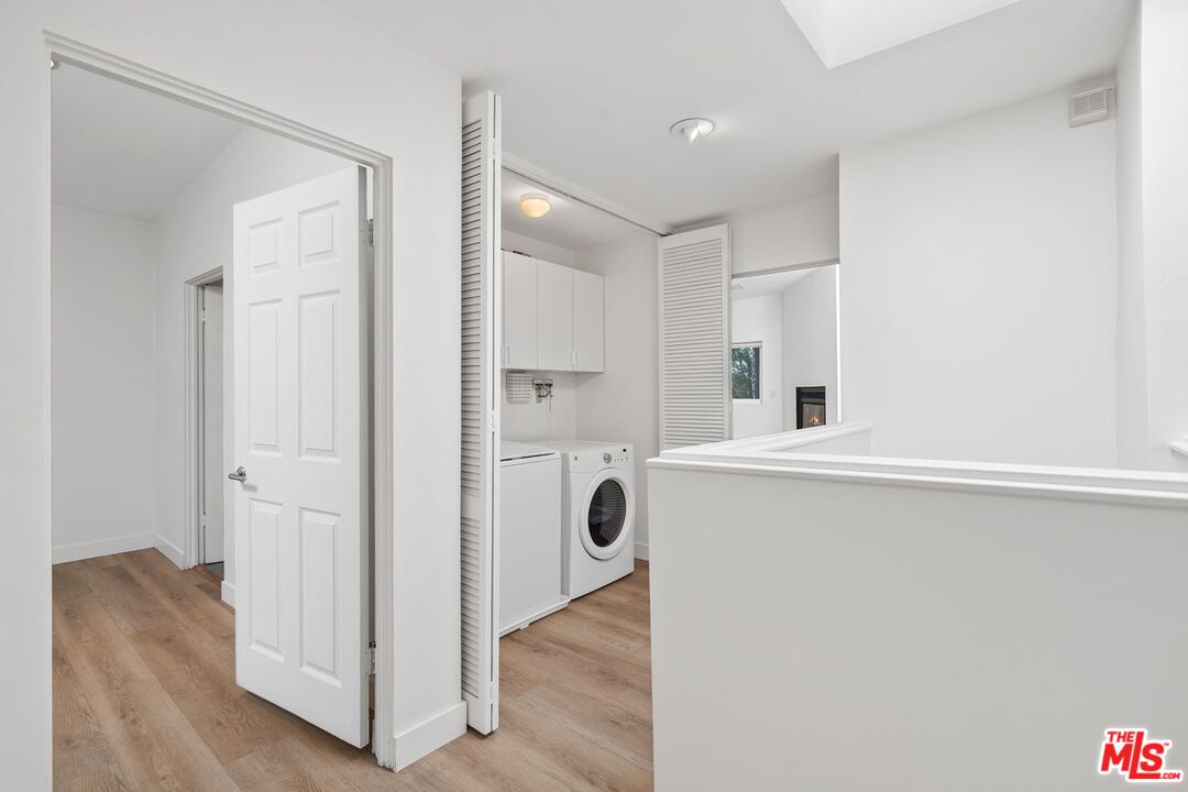 3023 BERKELEY AVE Unit: 8