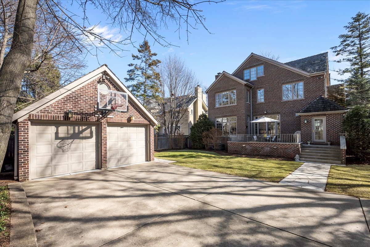410 CEDAR Street