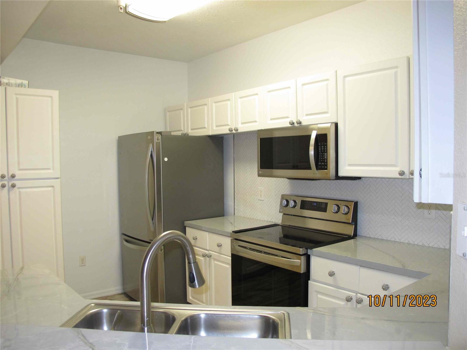 5530 METROWEST BLVD #203