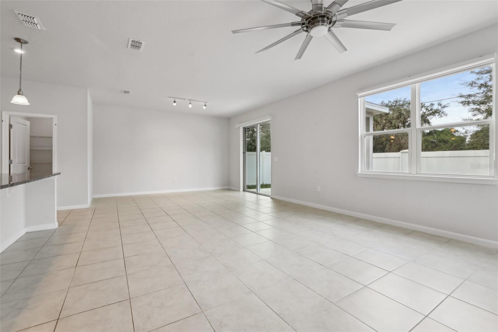 3066 SLOUGH CREEK DR