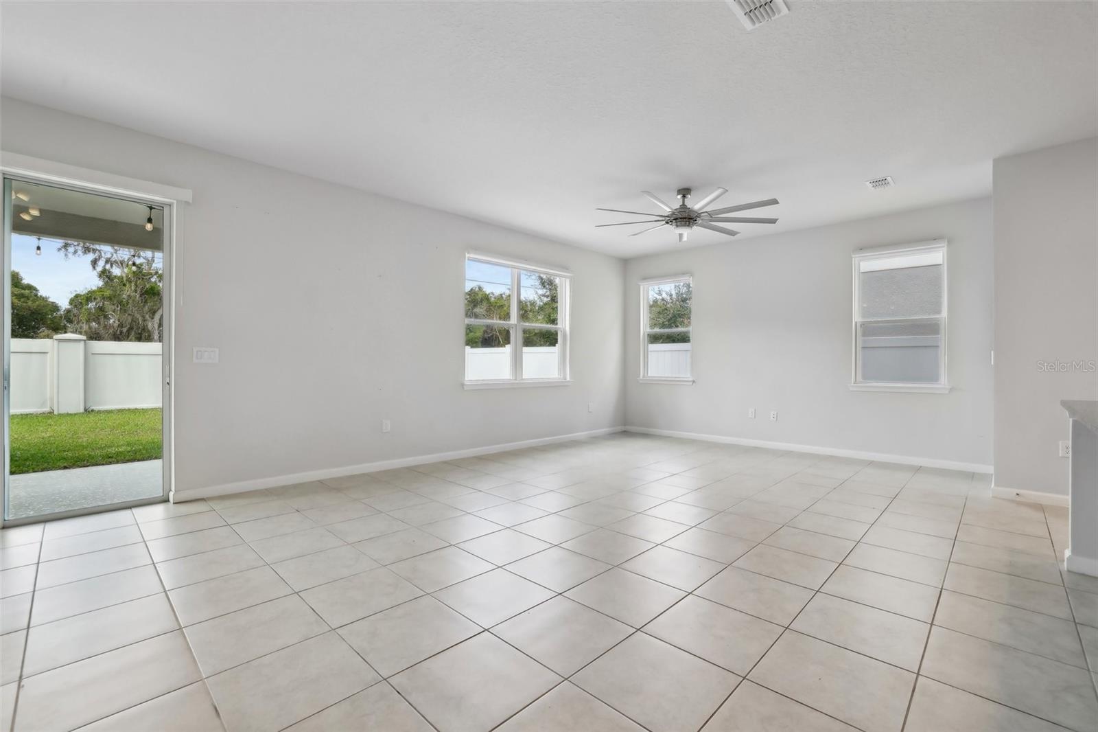 3066 SLOUGH CREEK DR
