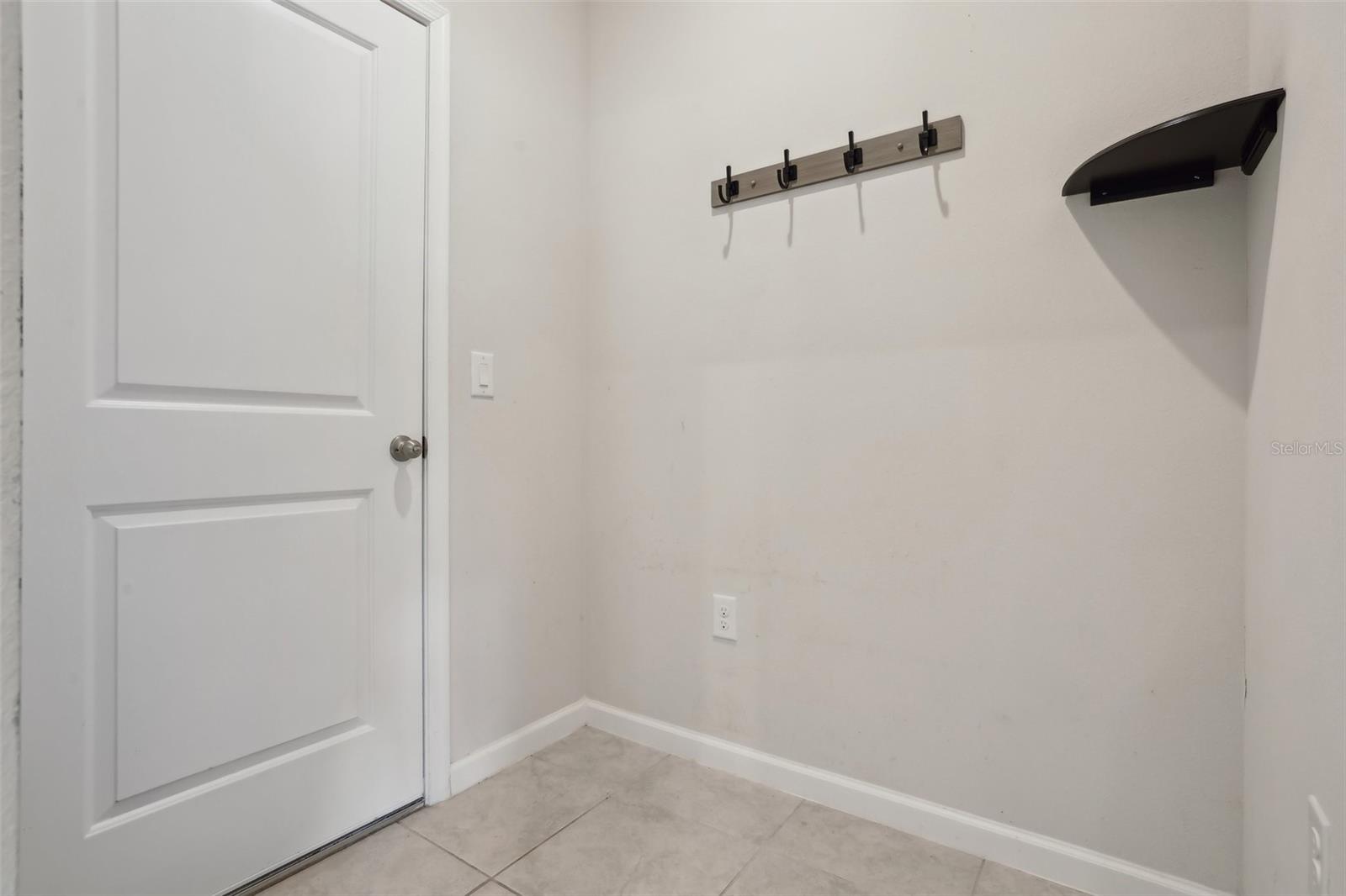 3066 SLOUGH CREEK DR