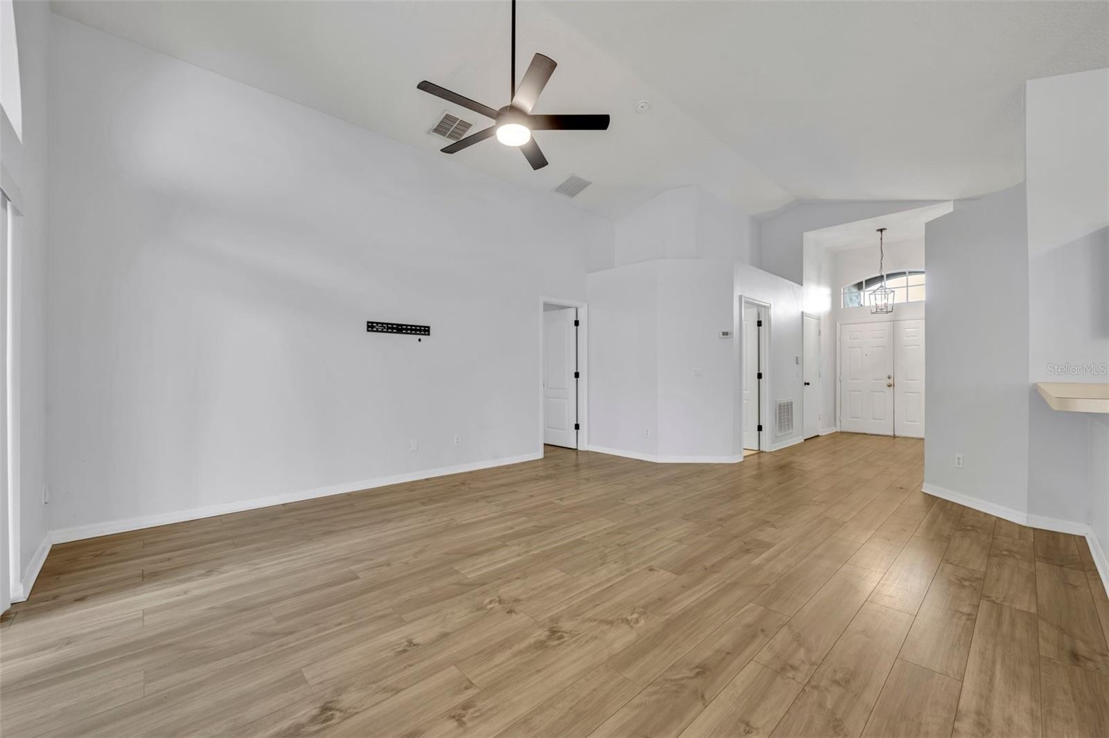 131 CALABRIA SPRINGS CV