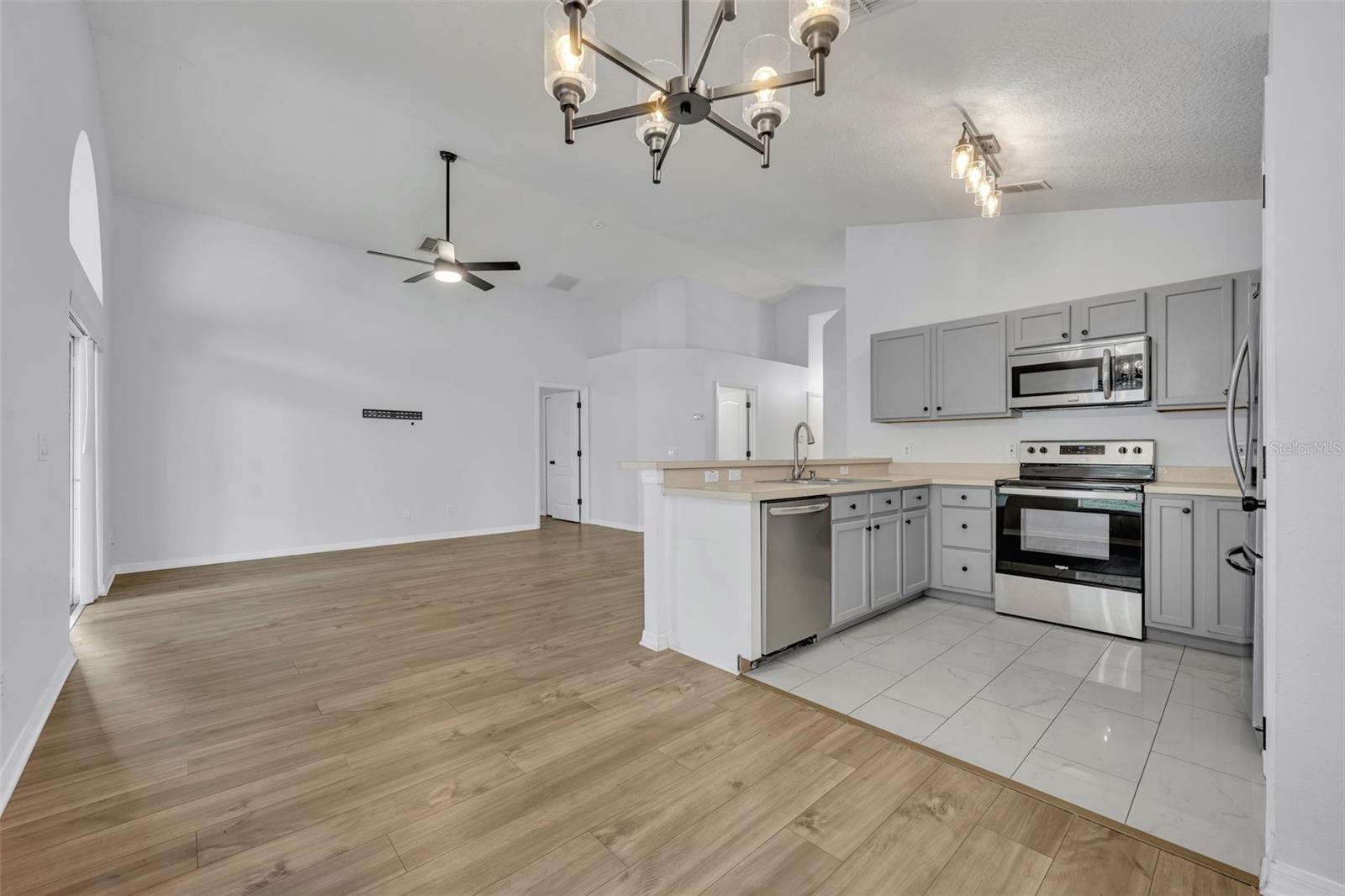 131 CALABRIA SPRINGS CV