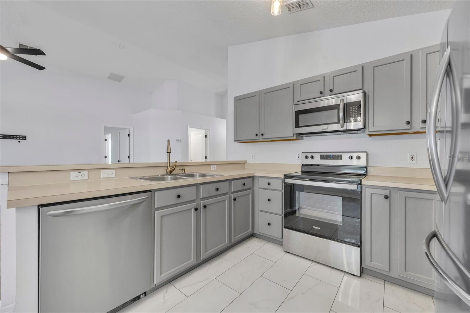 131 CALABRIA SPRINGS CV