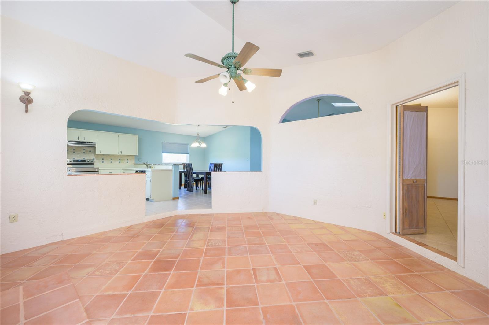 4216 CRICKET HOLLOW CV