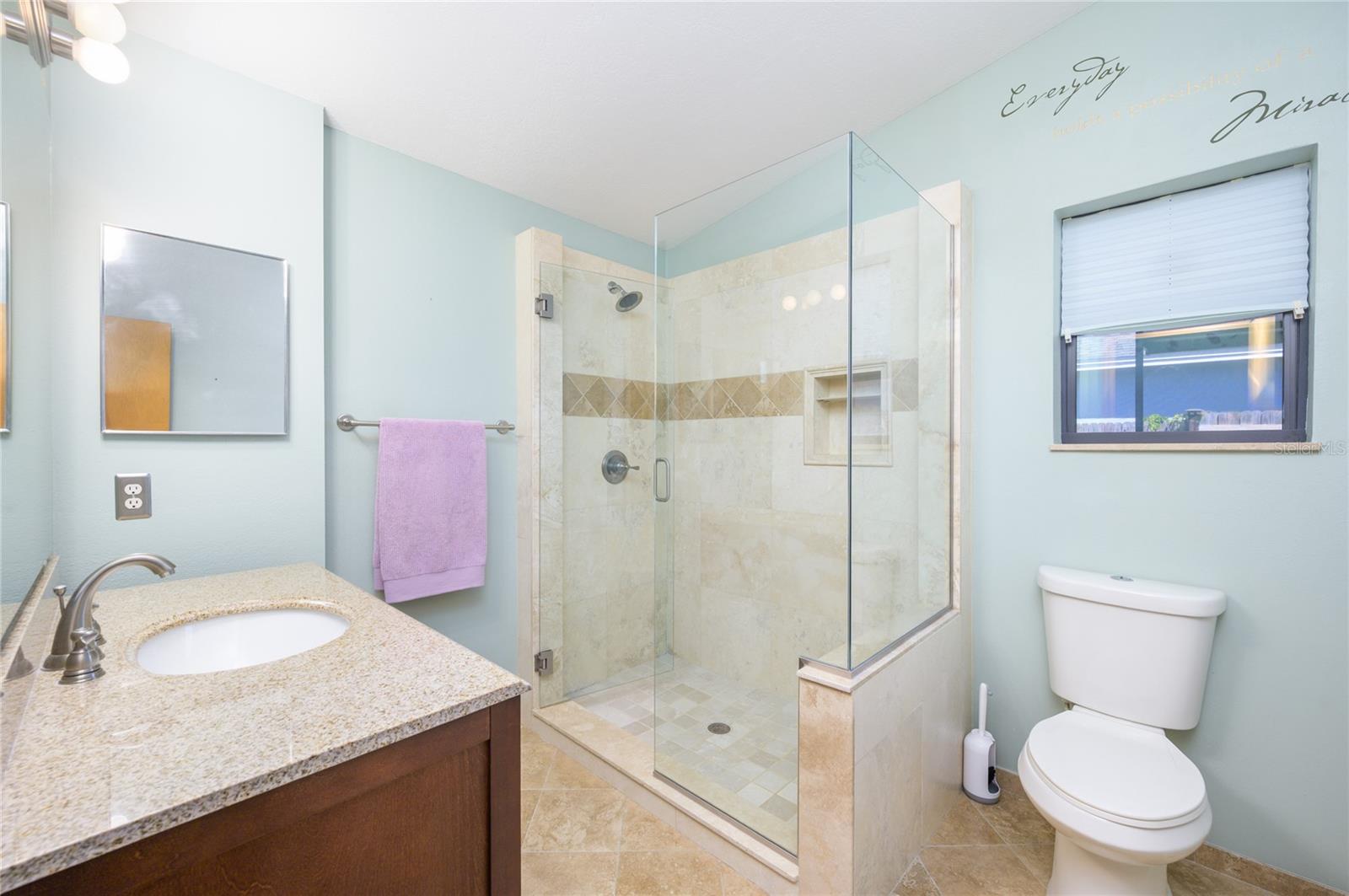 4216 CRICKET HOLLOW CV