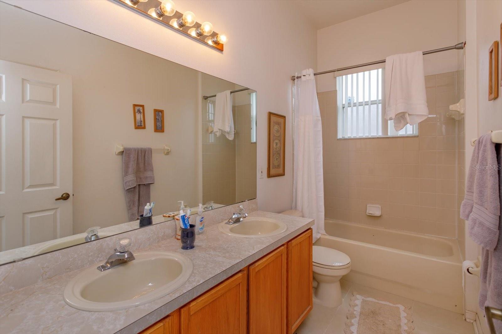 244 BALLYSHANNON DR