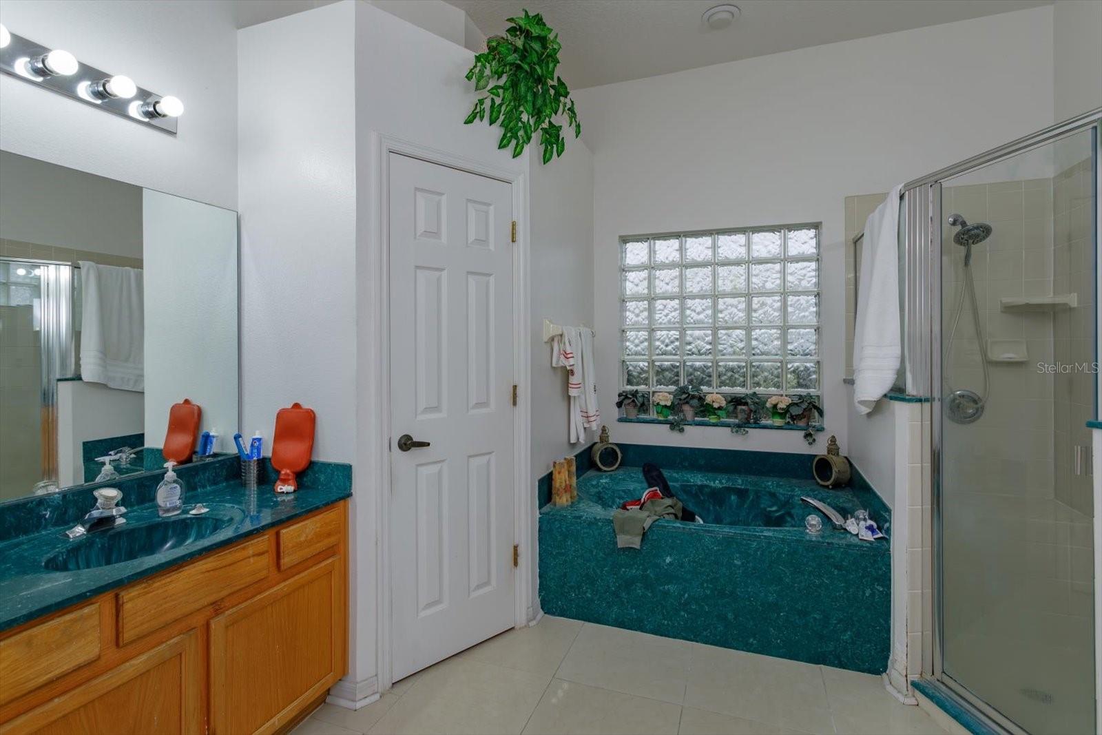 244 BALLYSHANNON DR