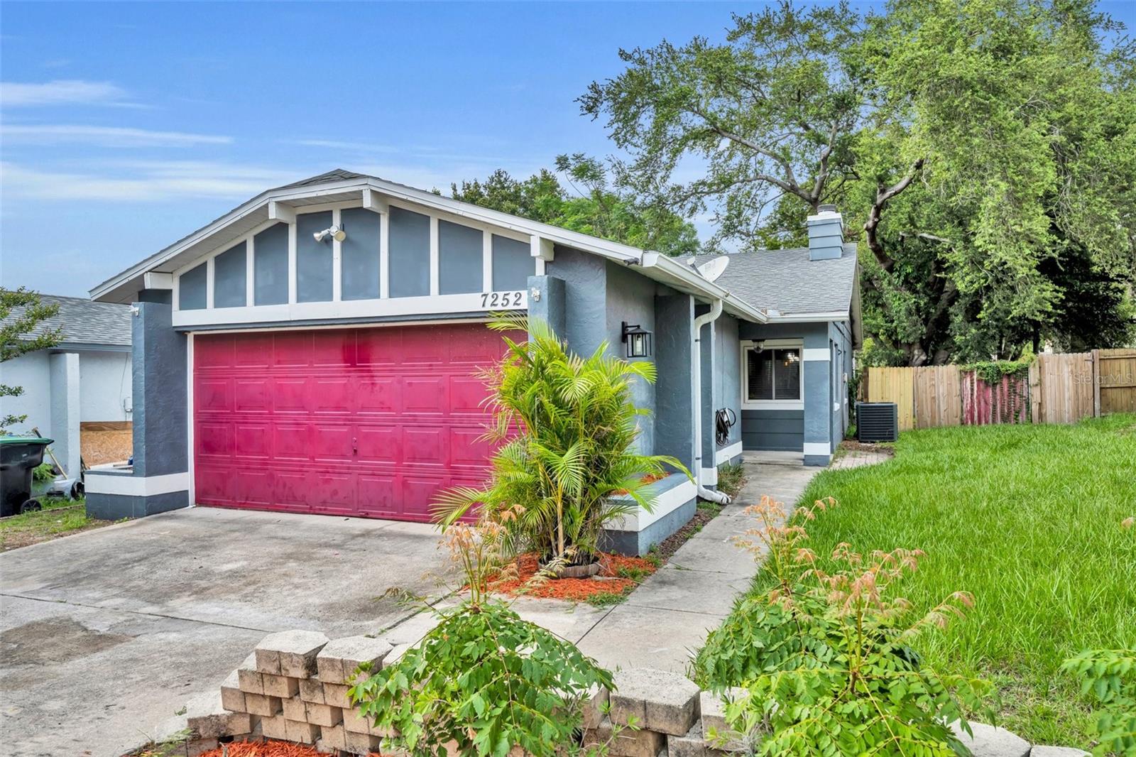 7252 HARBOR HEIGHTS CIR