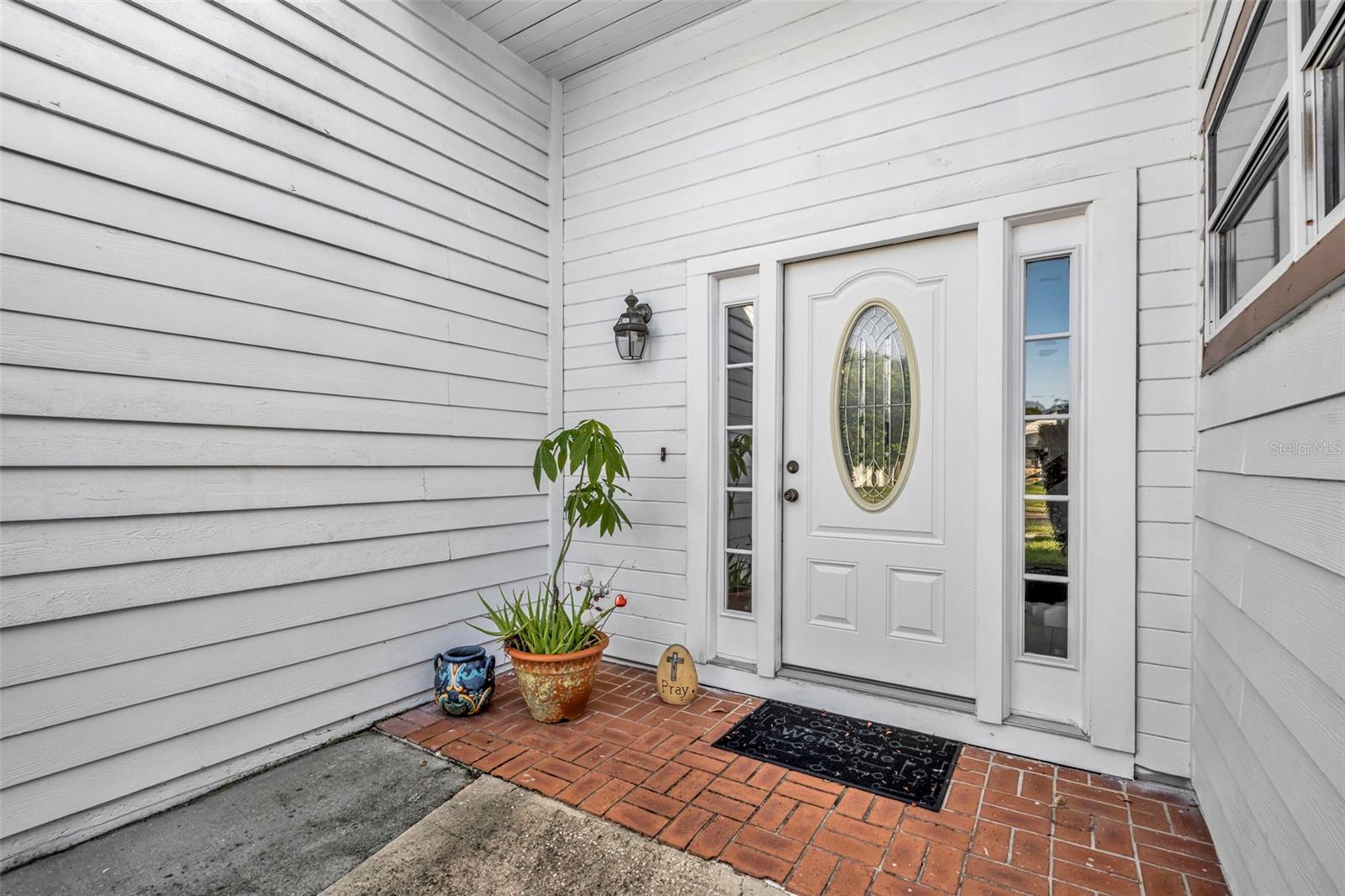 2205 WINSLOW CIR