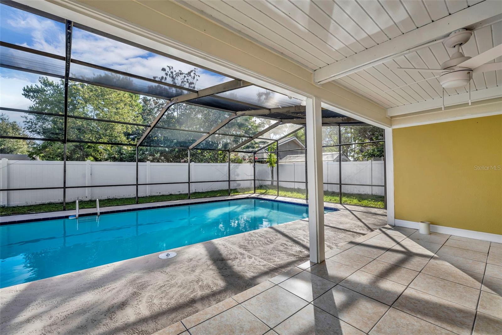 2205 WINSLOW CIR
