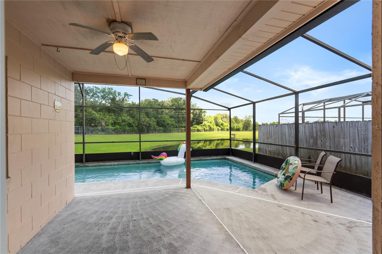 2553 MONTEGO BAY BLVD