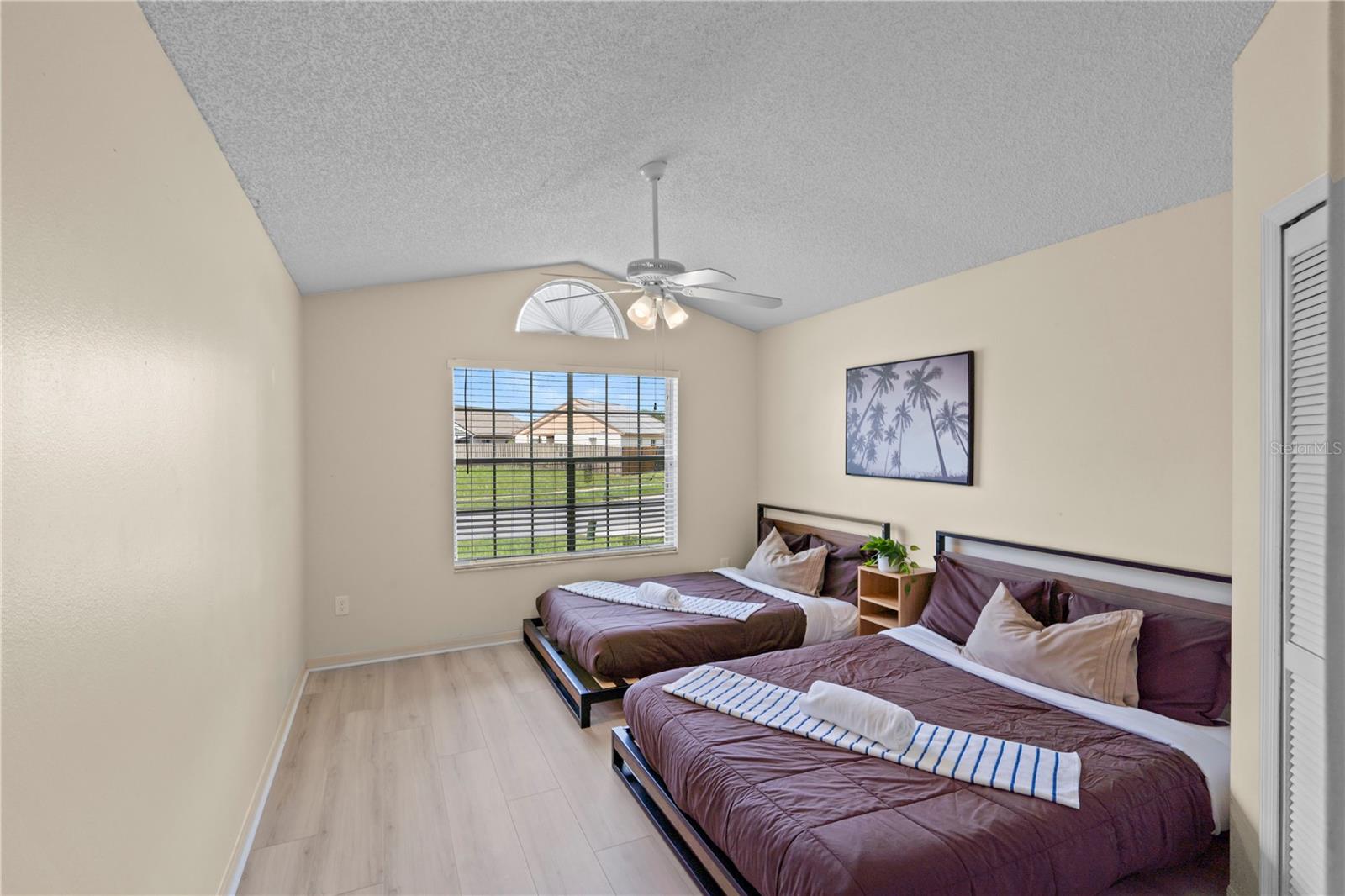 2553 MONTEGO BAY BLVD