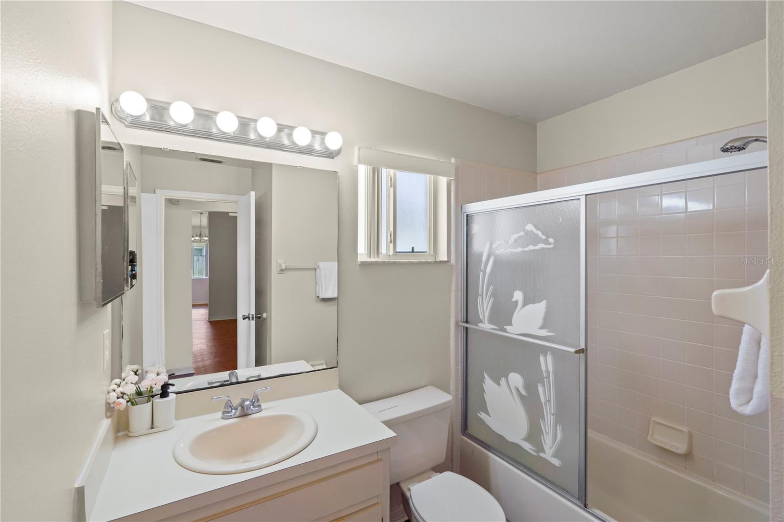 2553 MONTEGO BAY BLVD