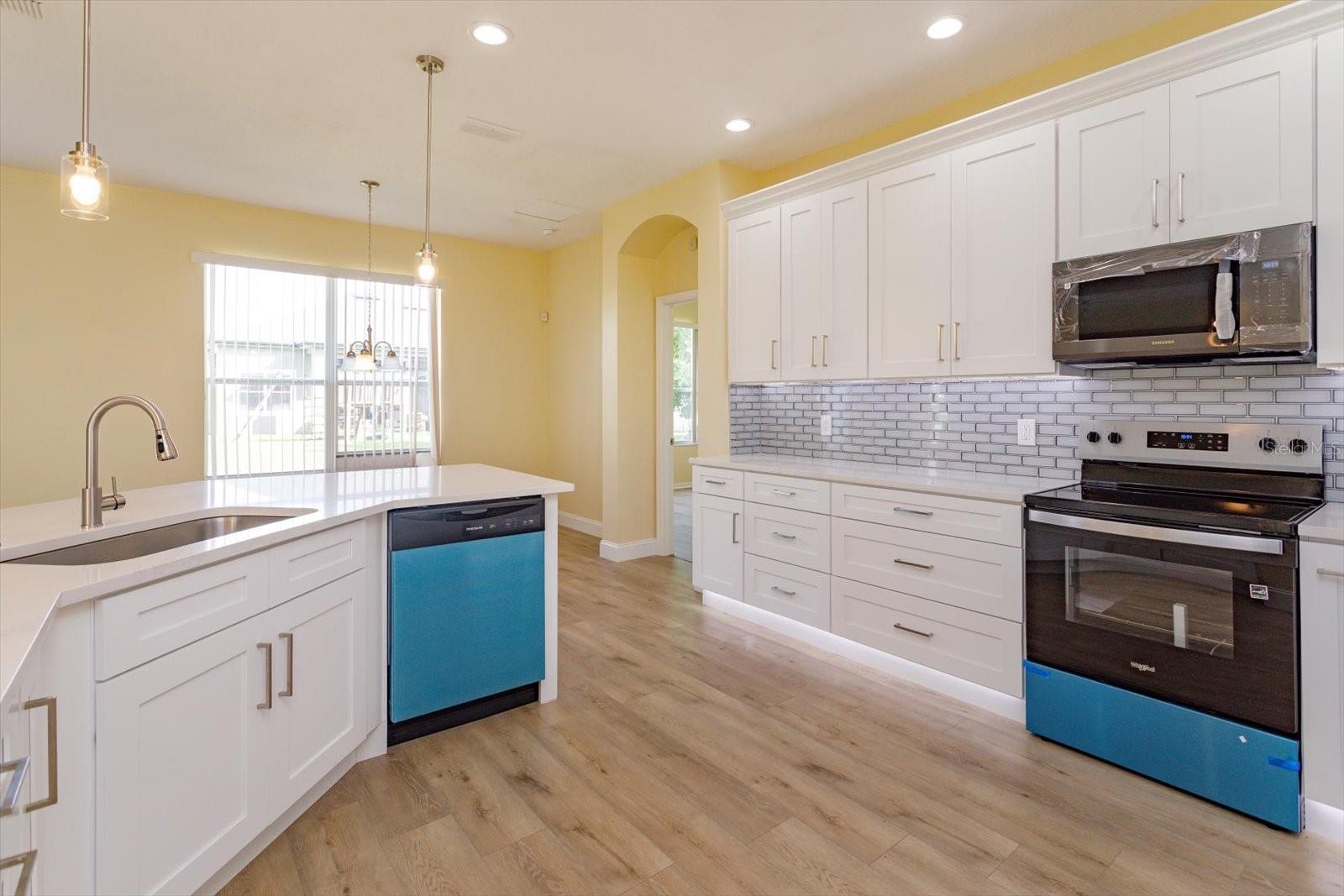 18172 THORNHILL GRAND CIR