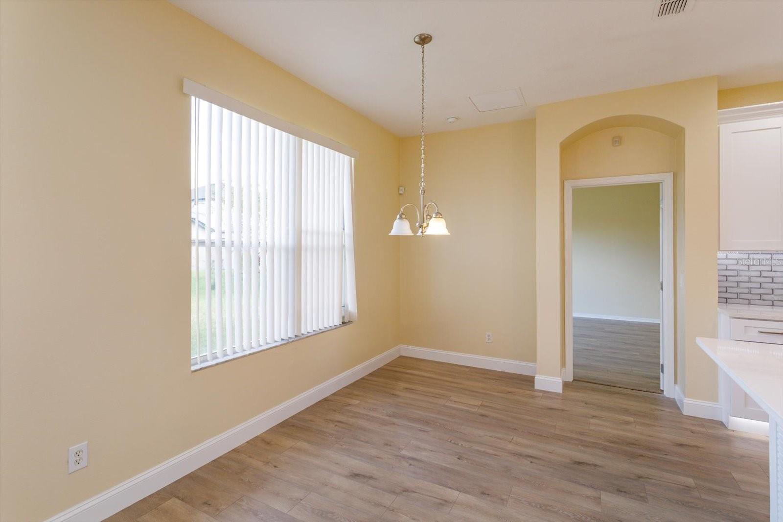 18172 THORNHILL GRAND CIR