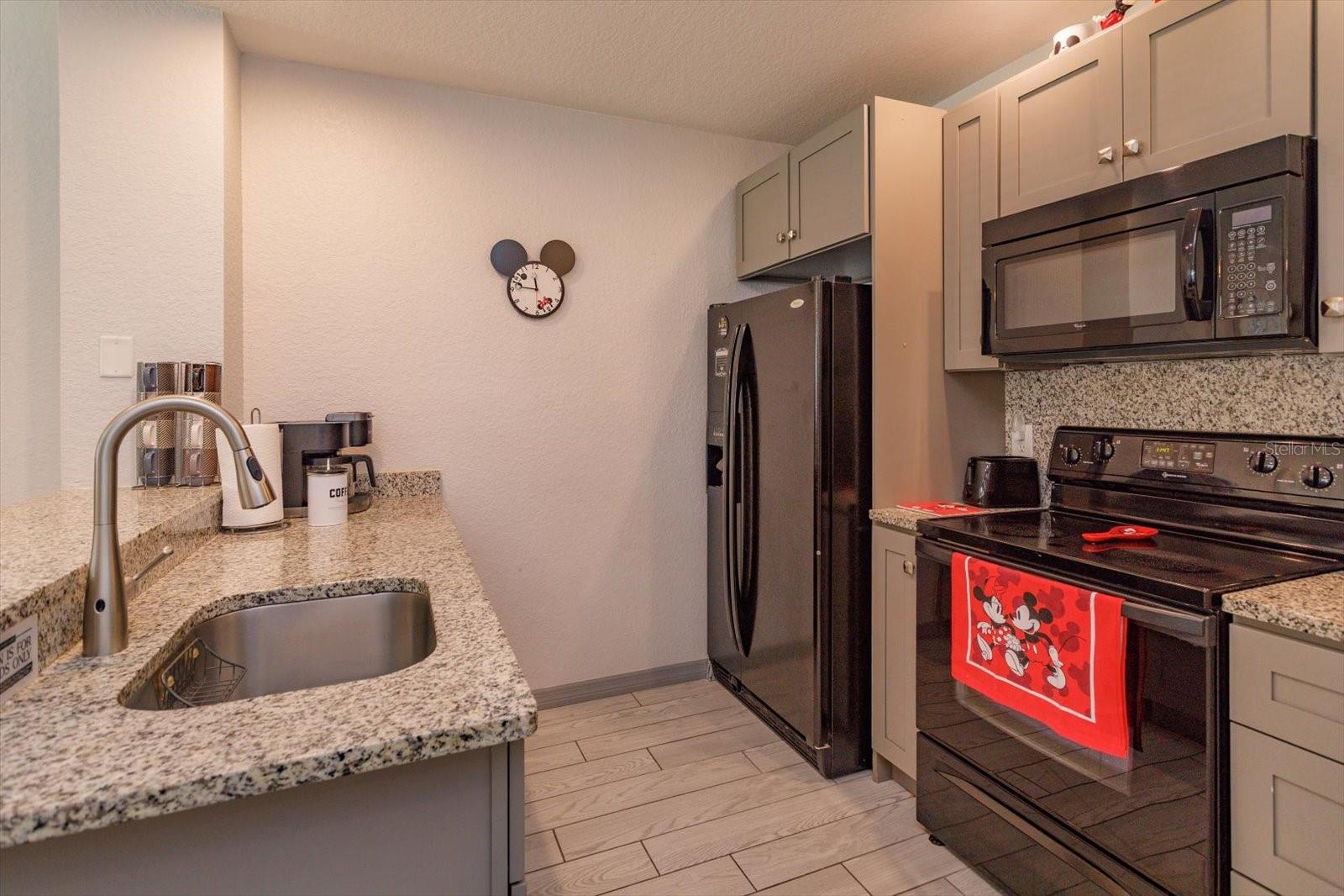 2211 SAN VITTORINO CIR #103