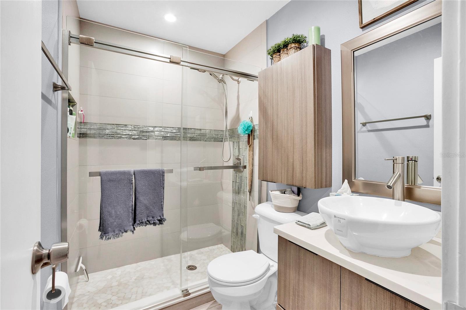 7510 RIO PINAR LAKES BLVD