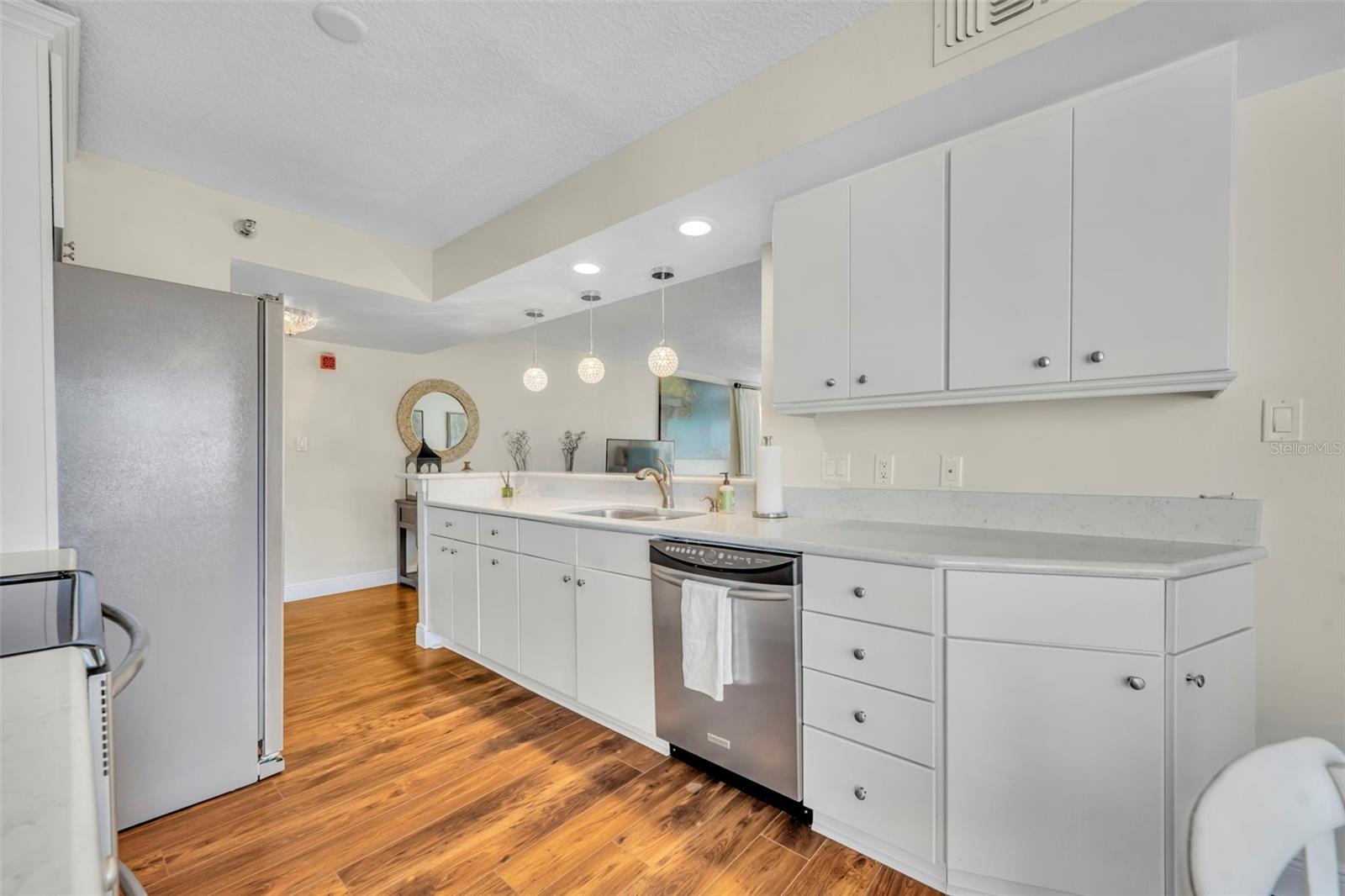 204 QUAYSIDE CIR #504