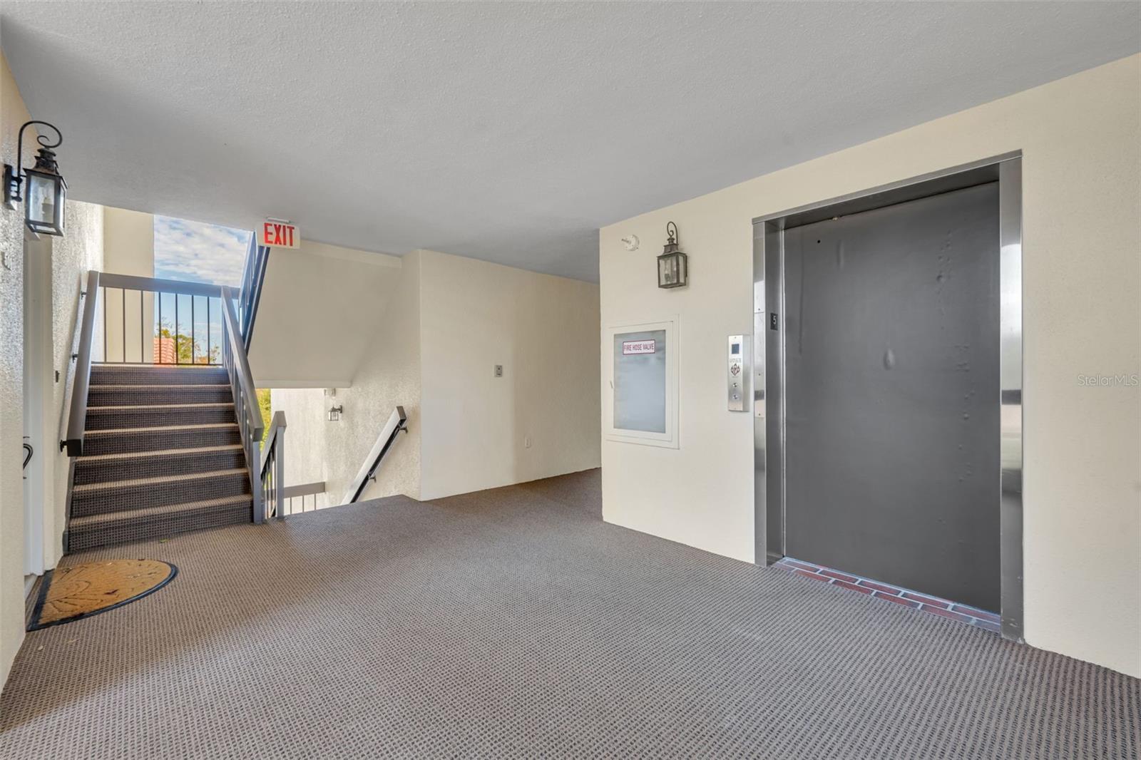 204 QUAYSIDE CIR #504