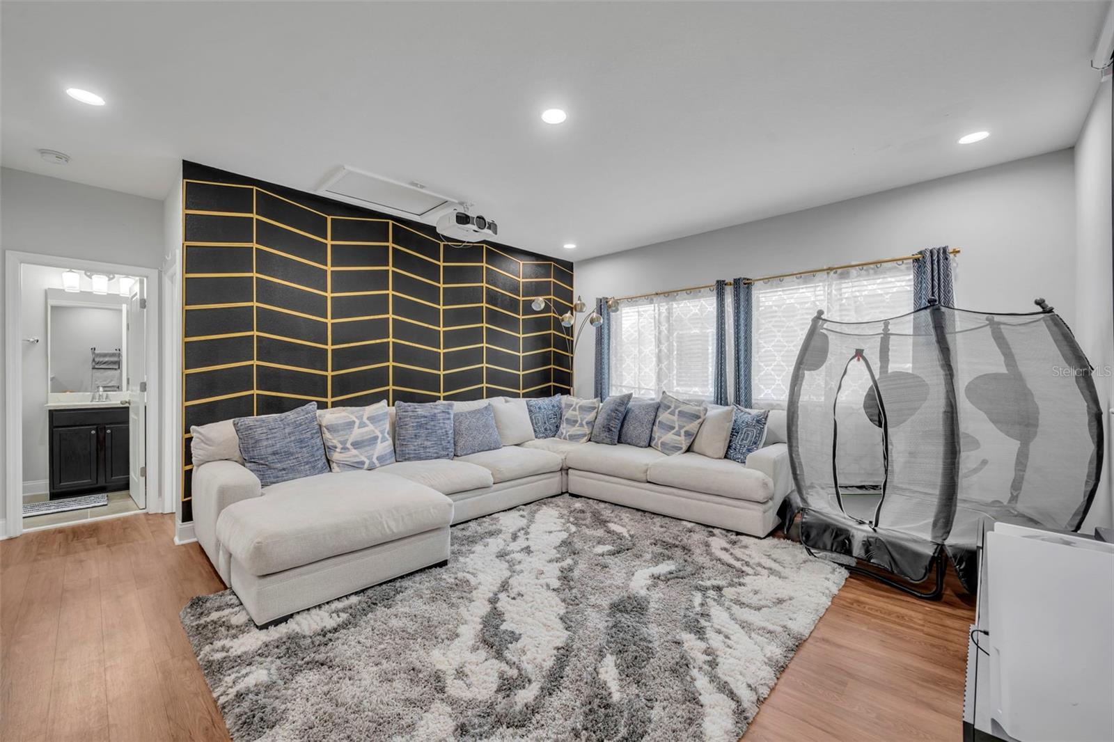 17146 GATHERING PLACE CIR