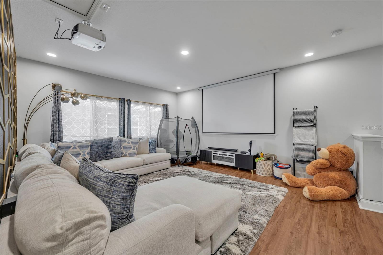 17146 GATHERING PLACE CIR