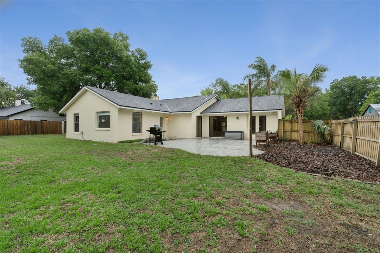 755 BROOK VILLA CT