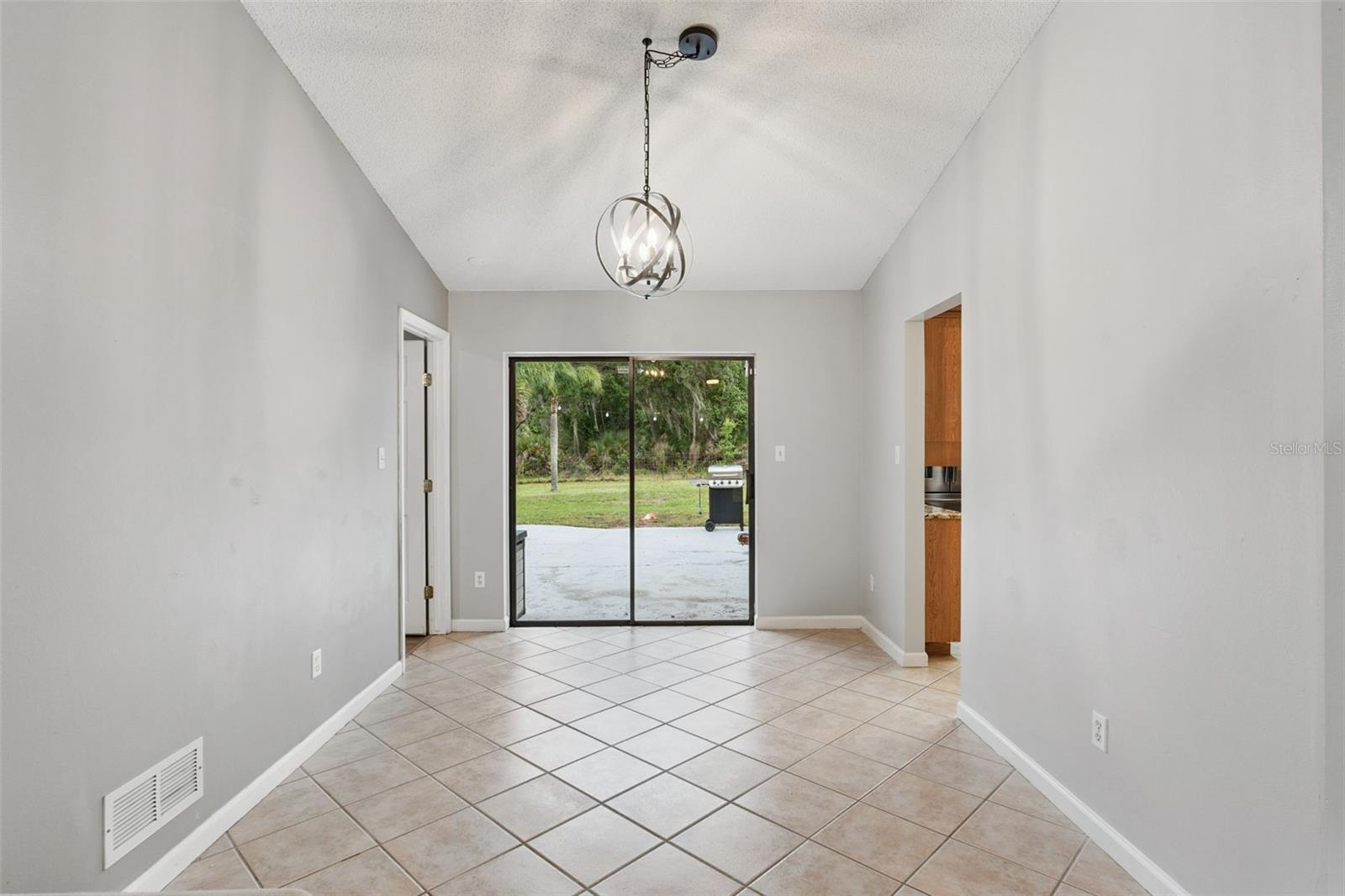 755 BROOK VILLA CT