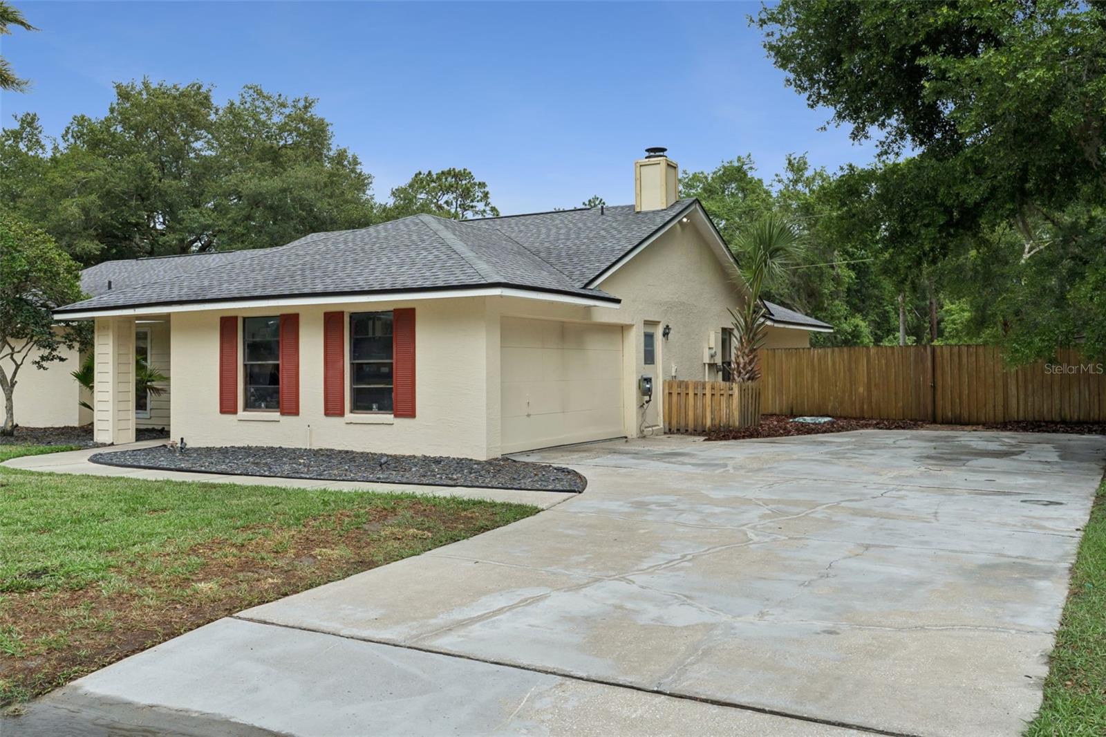 755 BROOK VILLA CT