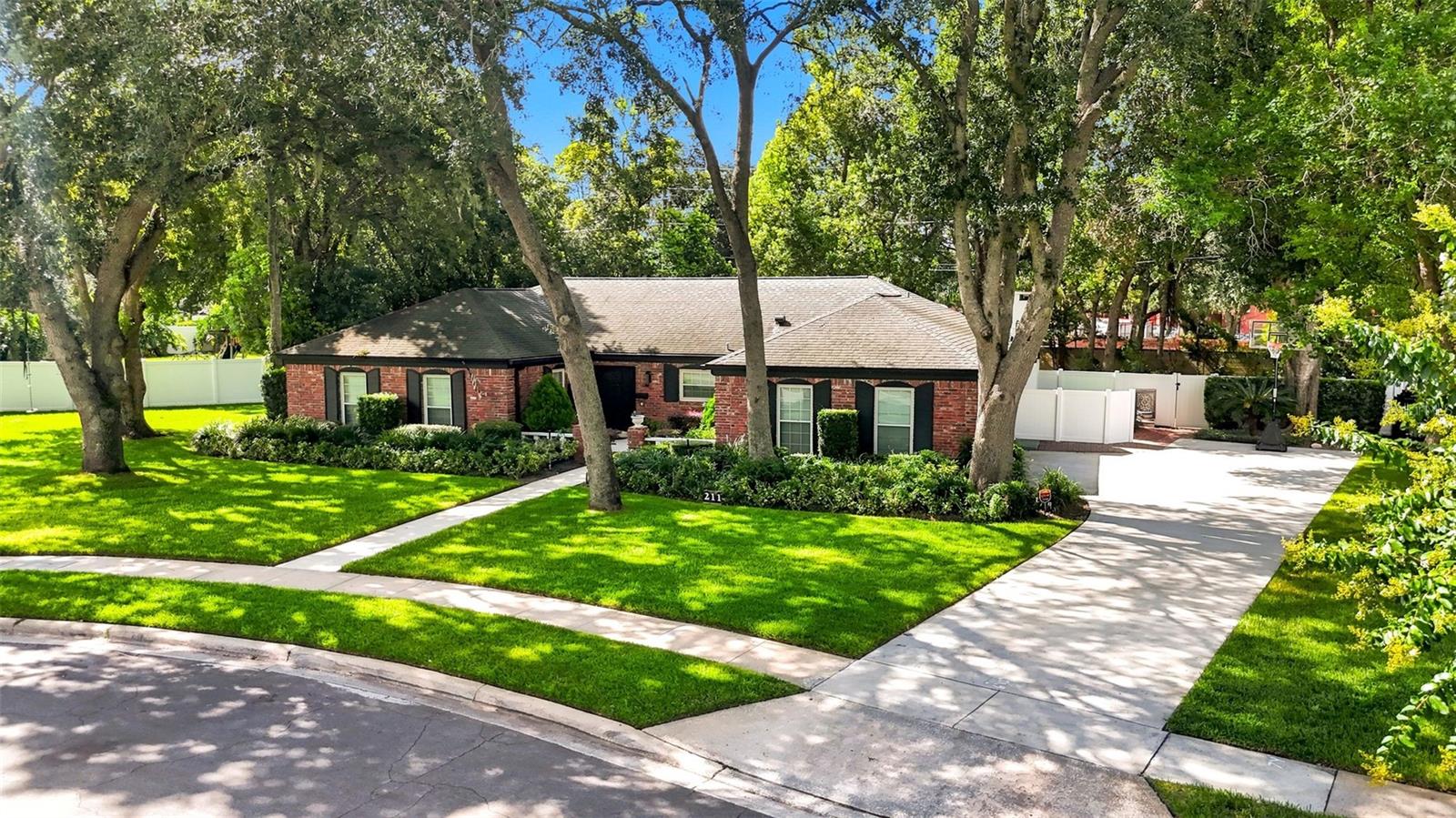 211 TALMEDA TRL
