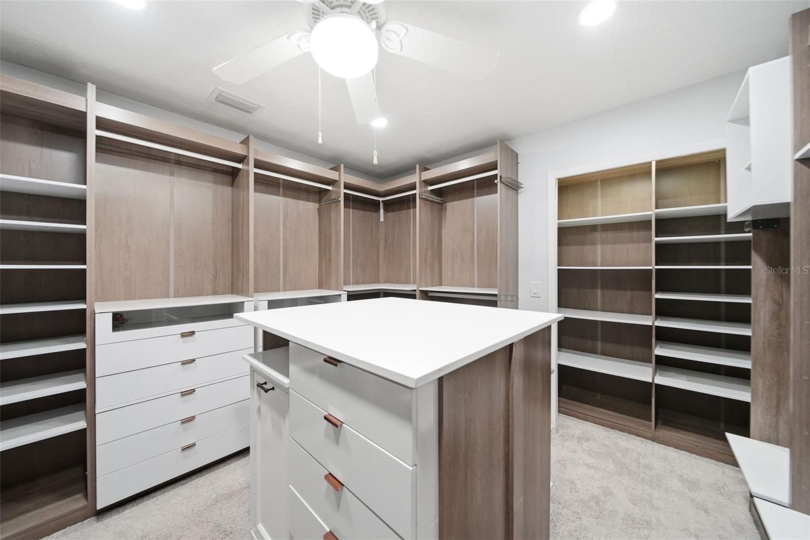211 TALMEDA TRL