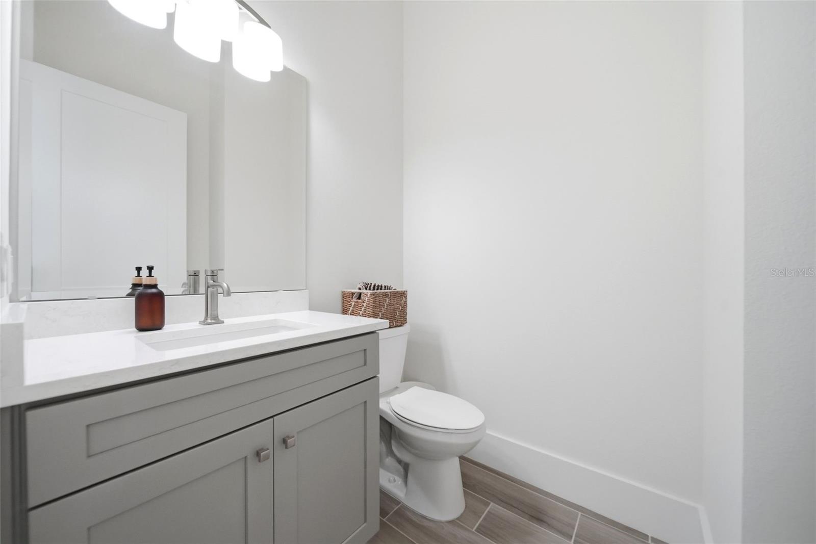 555 SANCTUARY GOLF PL