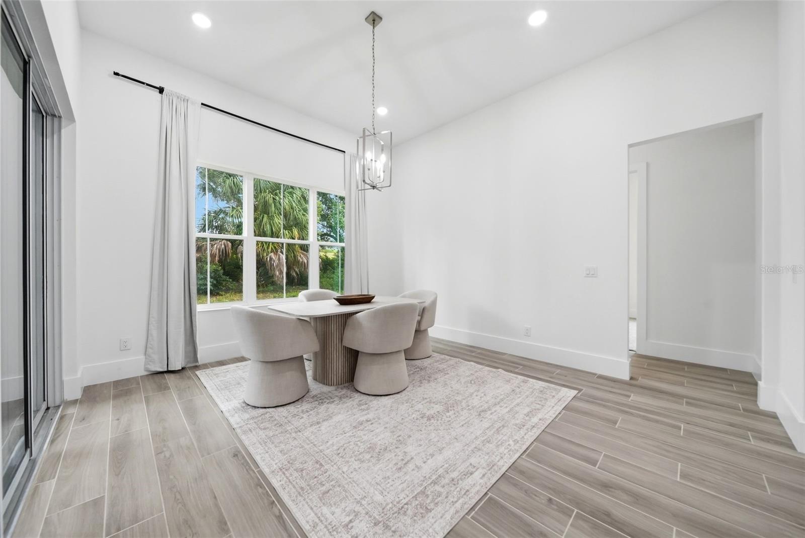 555 SANCTUARY GOLF PL