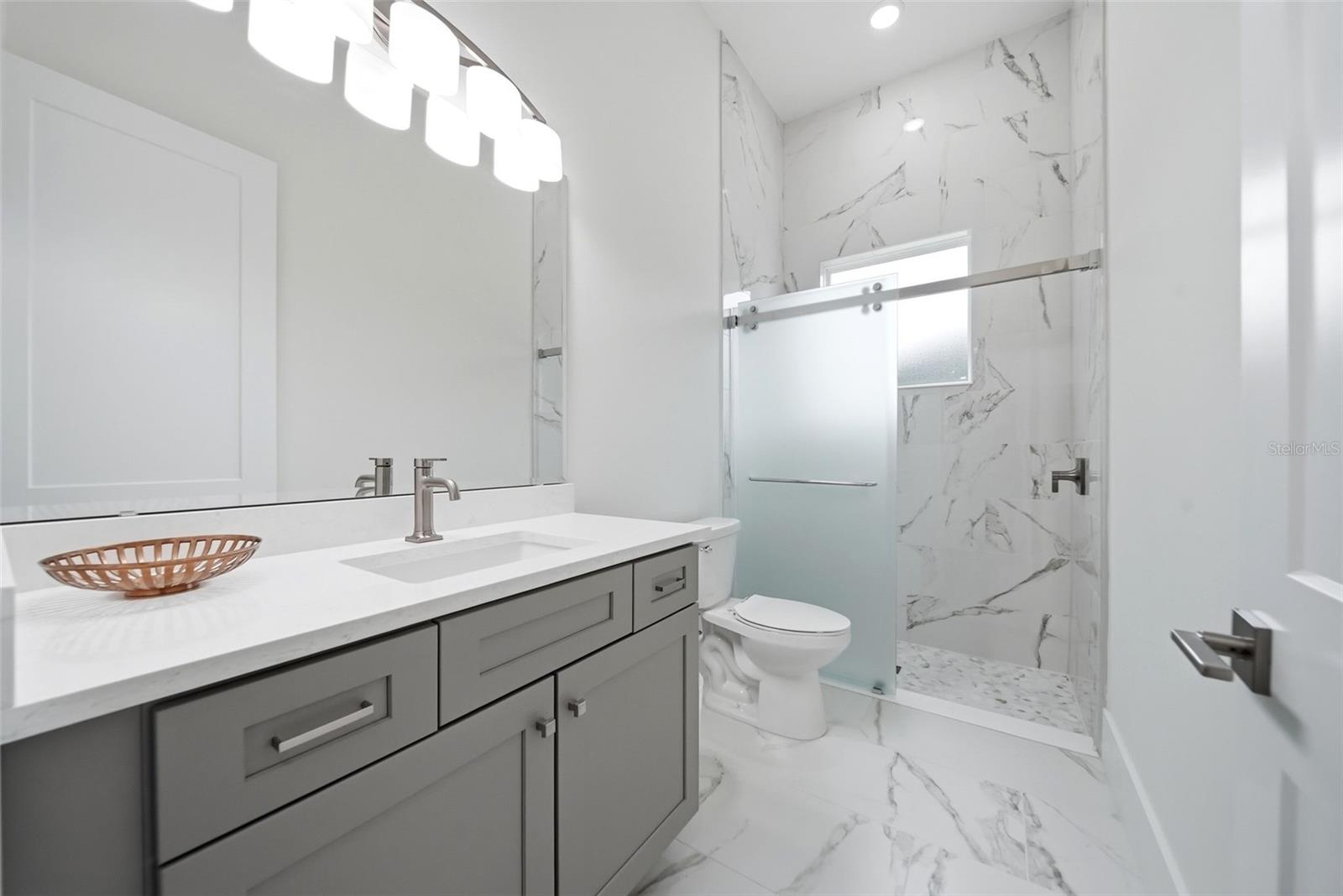 555 SANCTUARY GOLF PL